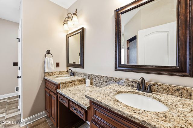 383 Woodland Pass, Mt Washington, KY 40047
