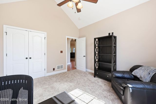 383 Woodland Pass, Mt Washington, KY 40047