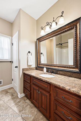 383 Woodland Pass, Mt Washington, KY 40047