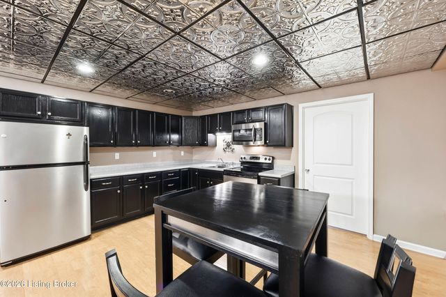 383 Woodland Pass, Mt Washington, KY 40047
