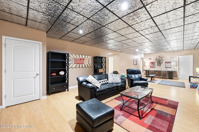 383 Woodland Pass, Mt Washington, KY 40047