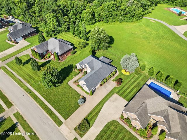 383 Woodland Pass, Mt Washington, KY 40047