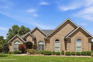 383 Woodland Pass, Mt Washington, KY 40047
