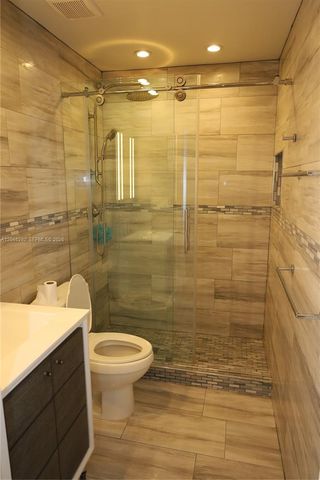 340 Conniston Rd 340, West Palm Beach, FL 33405