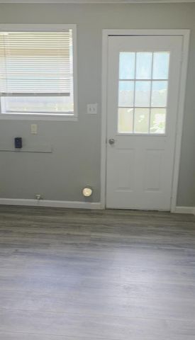 407 E Homan Street, Baytown, TX 77520