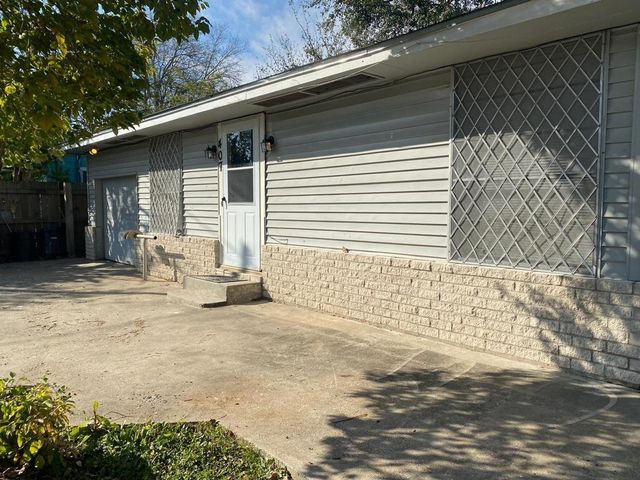 407 E Homan Street, Baytown, TX 77520