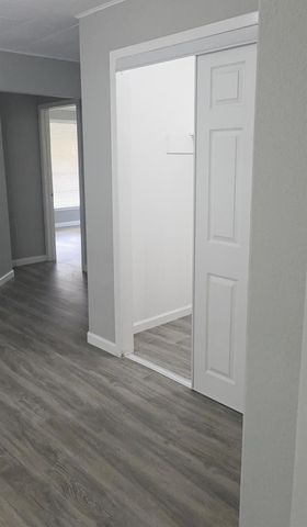 407 E Homan Street, Baytown, TX 77520