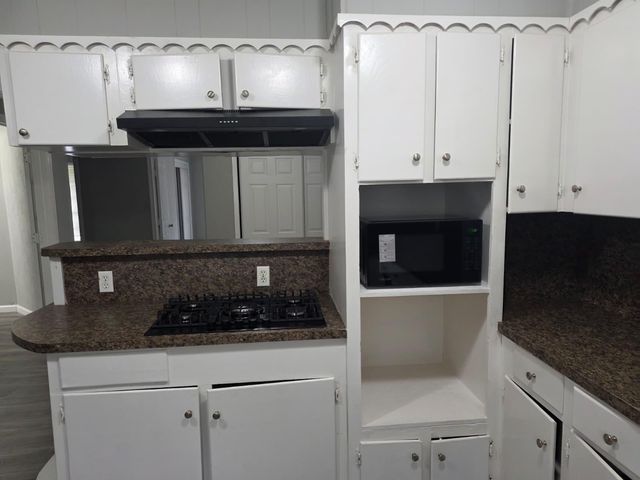407 E Homan Street, Baytown, TX 77520