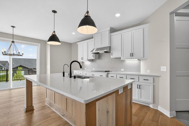 15540 110th Avenue N, Dayton, MN 55369