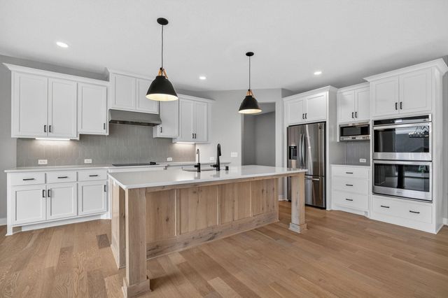15540 110th Avenue N, Dayton, MN 55369
