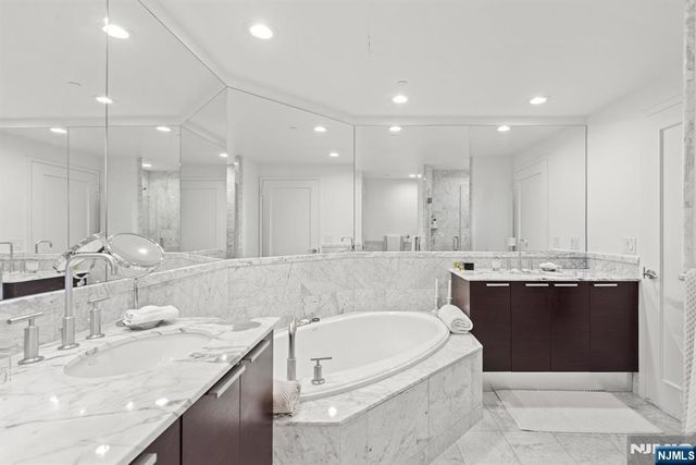 8100 River Road 716, North Bergen, NJ 07047