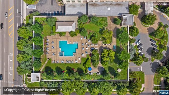 8100 River Road 716, North Bergen, NJ 07047