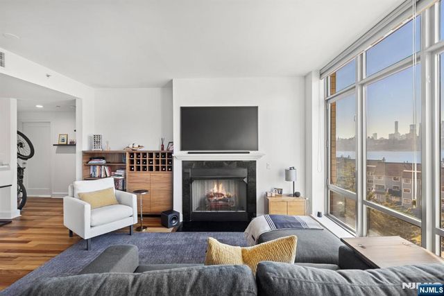 8100 River Road 716, North Bergen, NJ 07047