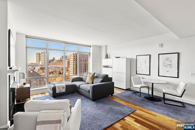 8100 River Road 716, North Bergen, NJ 07047