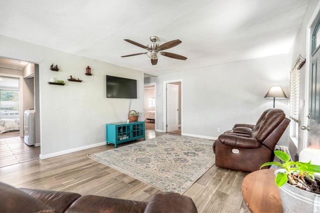 513 Smilax, Vista, CA 92081