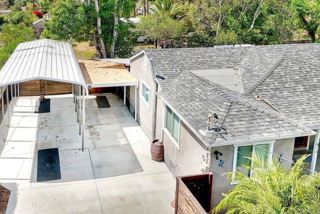 513 Smilax, Vista, CA 92081