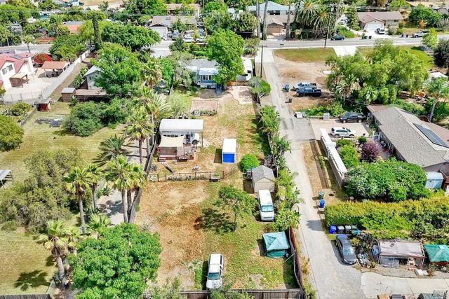 513 Smilax, Vista, CA 92081