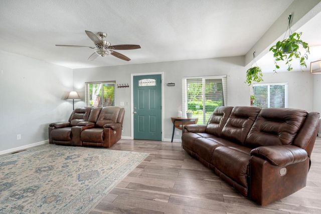 513 Smilax, Vista, CA 92081