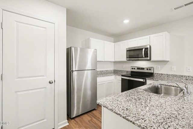 331 Peacock Circle, Lexington, NC 27292