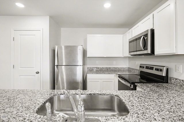 331 Peacock Circle, Lexington, NC 27292