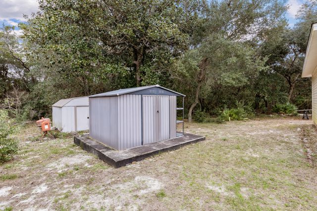 5668 Charter Circle, Gulf Breeze, FL 32563