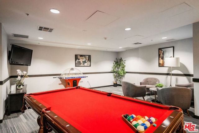 655 S Hope Street 701, Los Angeles, CA 90017