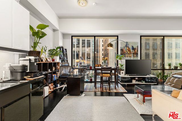 655 S Hope Street 701, Los Angeles, CA 90017