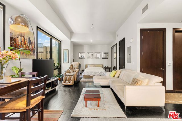 655 S Hope Street 701, Los Angeles, CA 90017