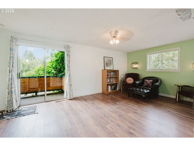 38908 Ne AMBOY Rd, Yacolt, WA 98675