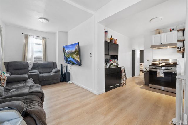 31-29 100th Street, Corona, NY 11368