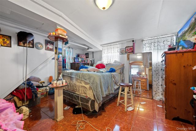 31-29 100th Street, Corona, NY 11368