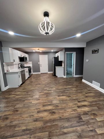 5613 W 15th Avenue, Gary, IN 46406