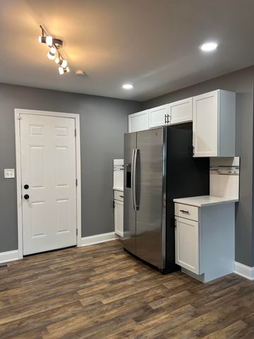 5613 W 15th Avenue, Gary, IN 46406