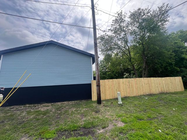 5613 W 15th Avenue, Gary, IN 46406