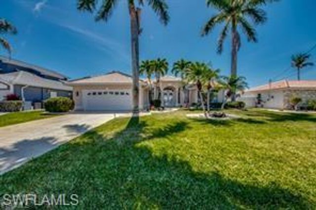 702 SW 52nd ST, Cape Coral, FL 33914