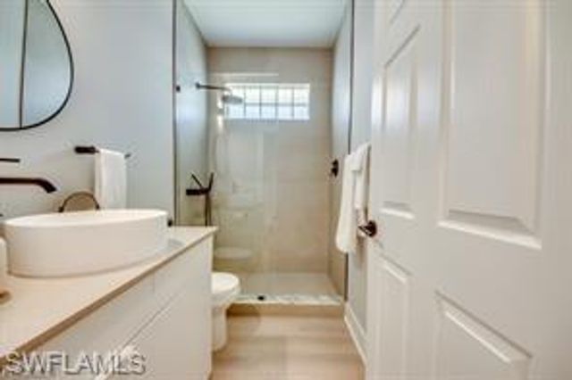702 SW 52nd ST, Cape Coral, FL 33914