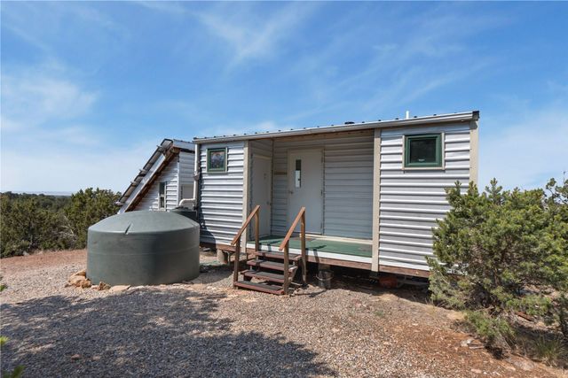 201-B Soaring Hawk Trail, Santa Fe, NM 87508