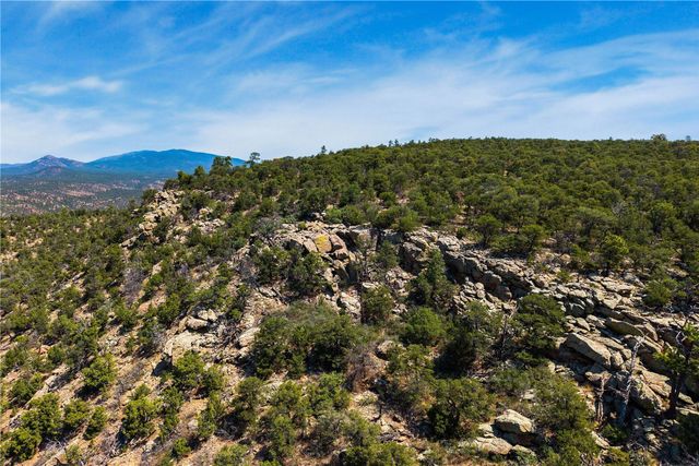 201-B Soaring Hawk Trail, Santa Fe, NM 87508