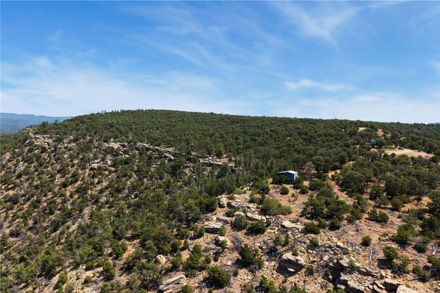 201-B Soaring Hawk Trail, Santa Fe, NM 87508