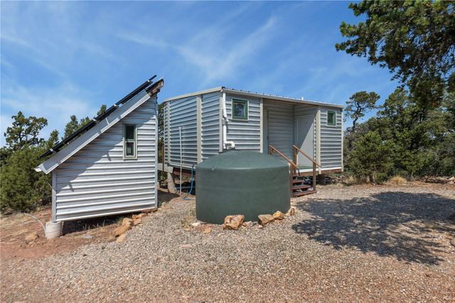 201-B Soaring Hawk Trail, Santa Fe, NM 87508