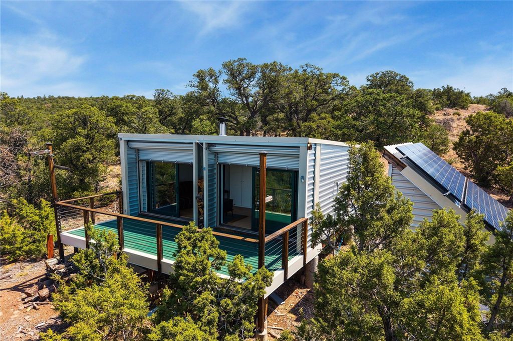 201-B Soaring Hawk Trail, Santa Fe, NM 87508