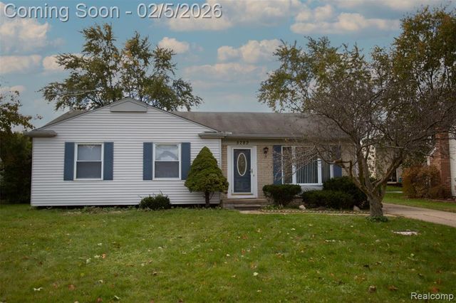 5783 Williamsburg Court, Waterford, MI 48327