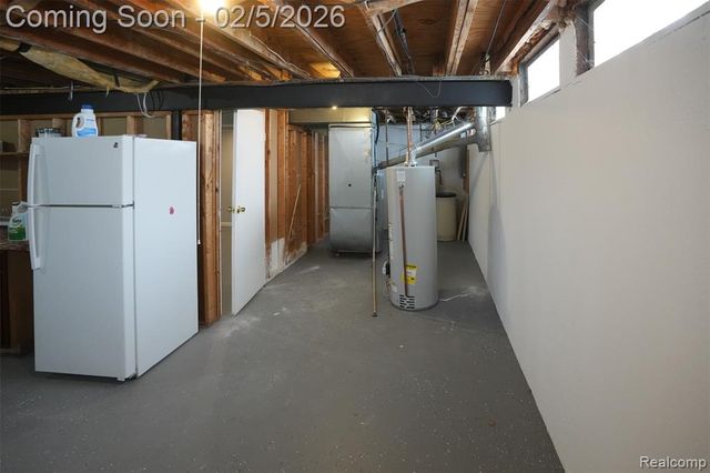 5783 Williamsburg Court, Waterford, MI 48327