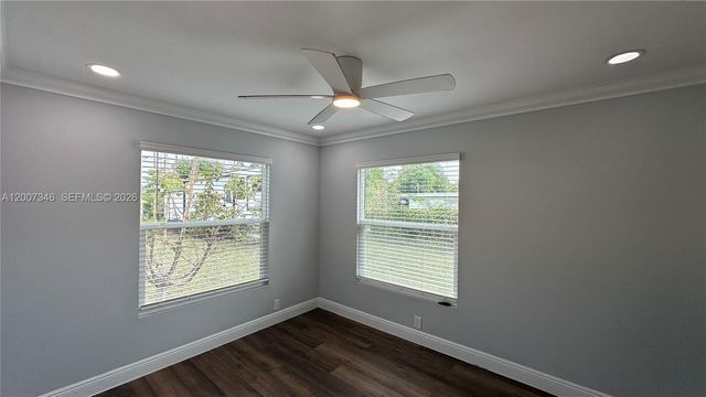 119 SW 8th Ave, Boynton Beach, FL 33435
