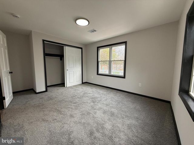 11 SUNSET LN, Bridgeton, NJ 08302