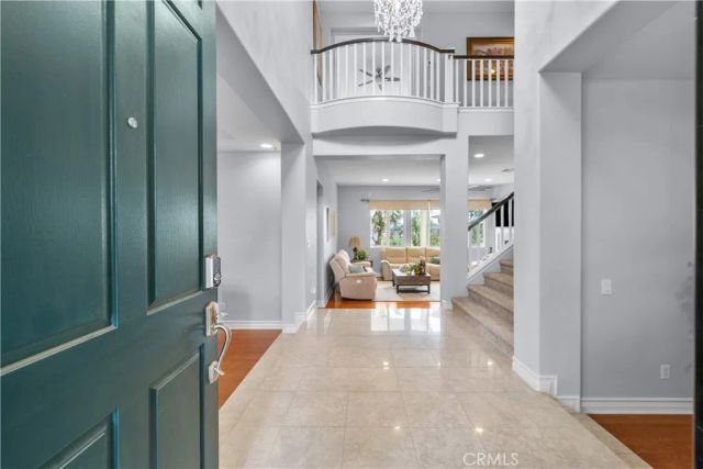 29350 Las Brisas, Valencia, CA 91354