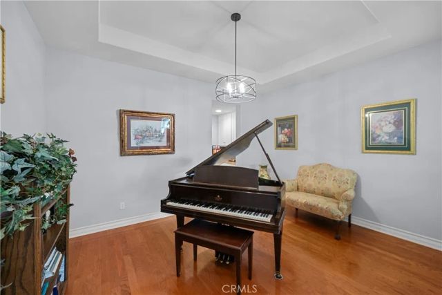 29350 Las Brisas, Valencia, CA 91354