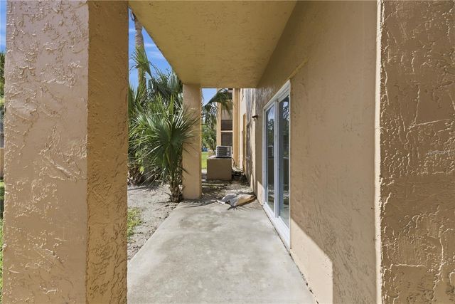 5219 VIA HACIENDA CIRCLE B111, Orlando, FL 32839