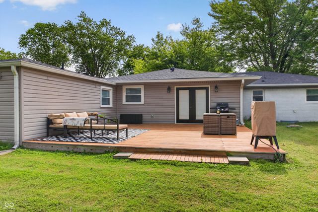 670 Griffith Road, Greenwood, IN 46143