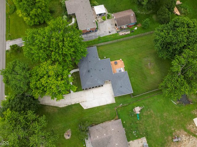 670 Griffith Road, Greenwood, IN 46143